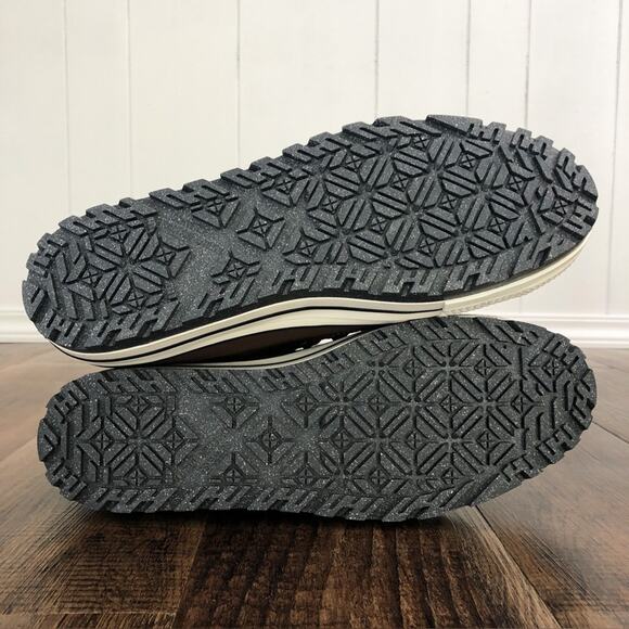 Converse Chuck Taylor All Star City Trek Waterproof Boot Men Size 10 Brown Black - Picture 10 of 14